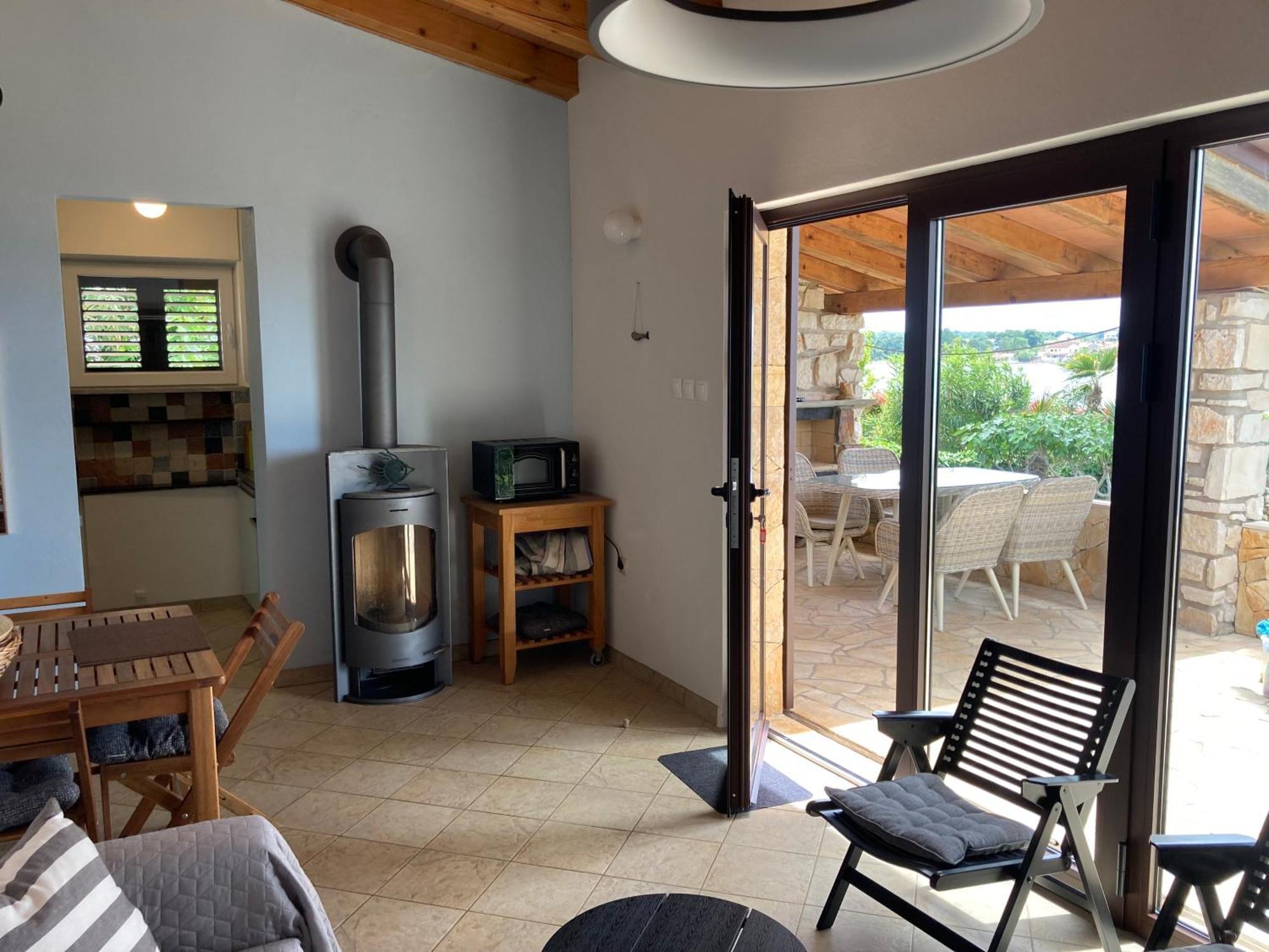Karigador Beach House Экстерьер фото