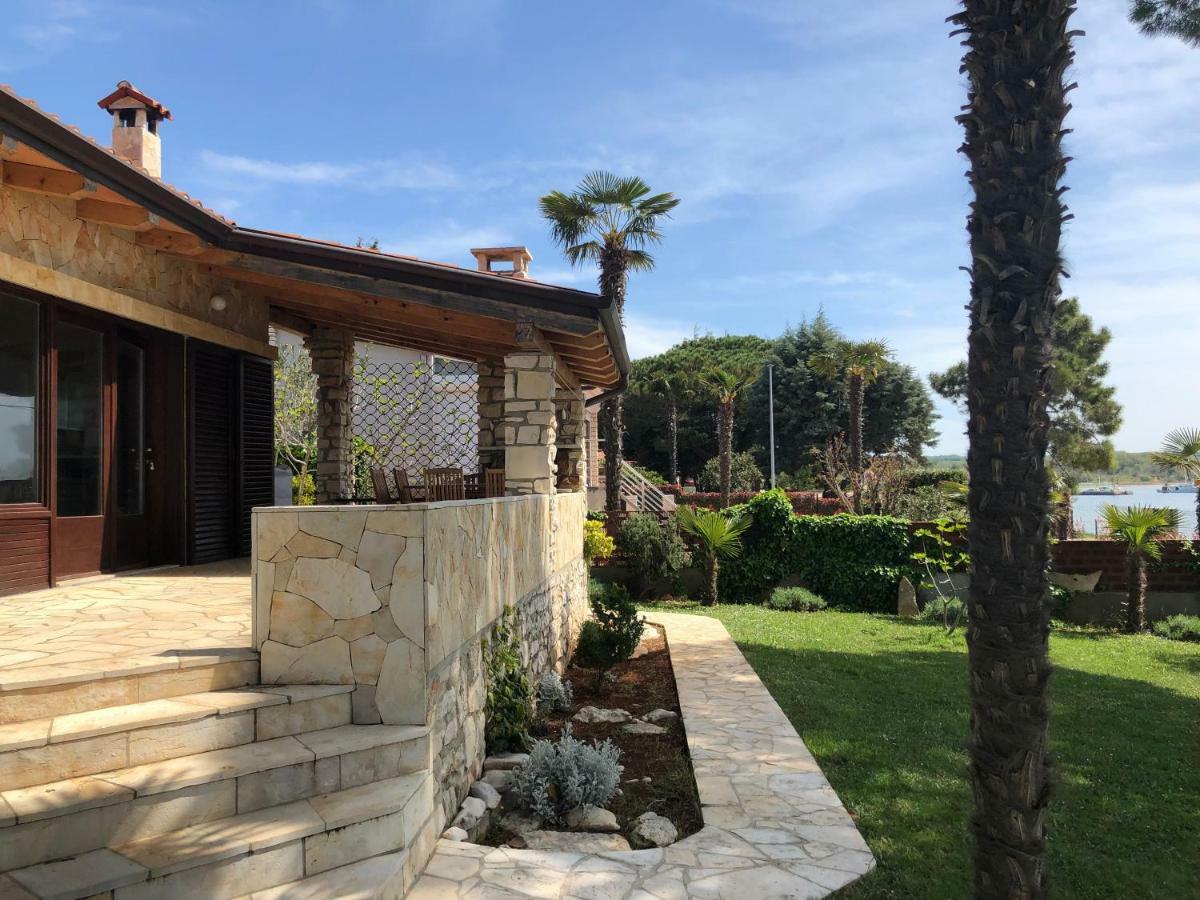 Karigador Beach House Экстерьер фото